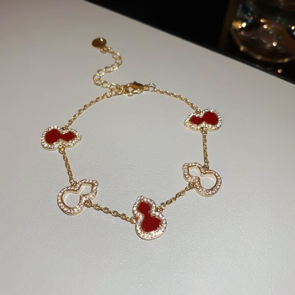 New Chinese-Style Zircon Gourd Combination Bracelet with Oriental Elegance, Fashionable Hand Ring, Niche Trendy Commuting Accessory