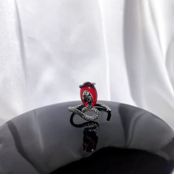 New Arrival Red Enamel Sweet Punk Ins Minimalist Fashion Niche Design Exquisite High-End Personal Ring - 图片 21