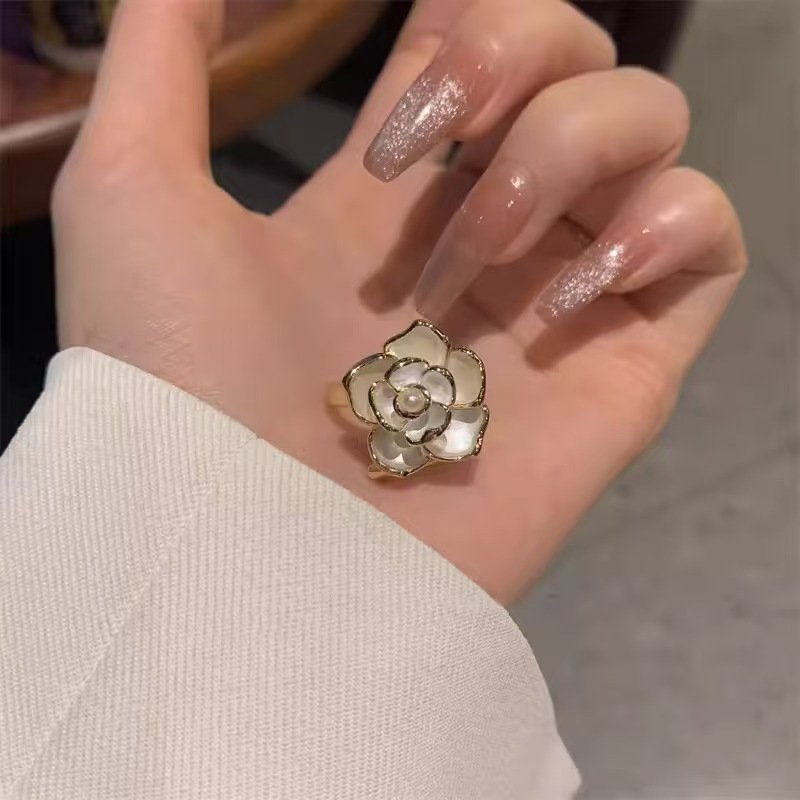J905 Gold ~ Camellia Flower