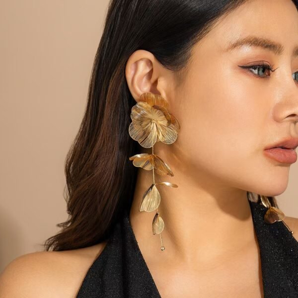 Niche Ginkgo Leaf Tassel Necklace with Sweet and Cool Design, Cross-Border Retro Adjustable Choker Jewelry - 图片 14